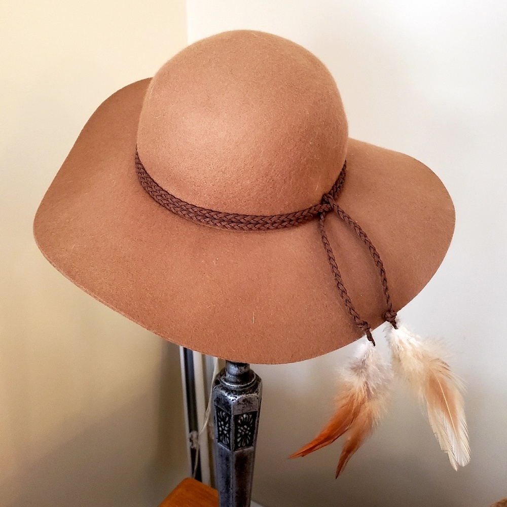Wool hat